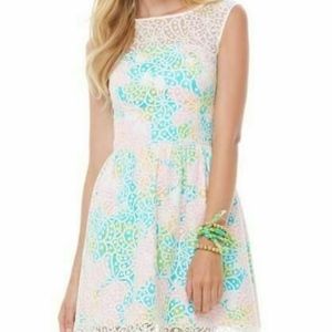 🌴Lilly Pulitzer lace and print dress 8